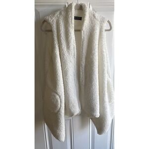 Knapp Long White Faux Fur Vest Pockets Cozy Open Front Size L